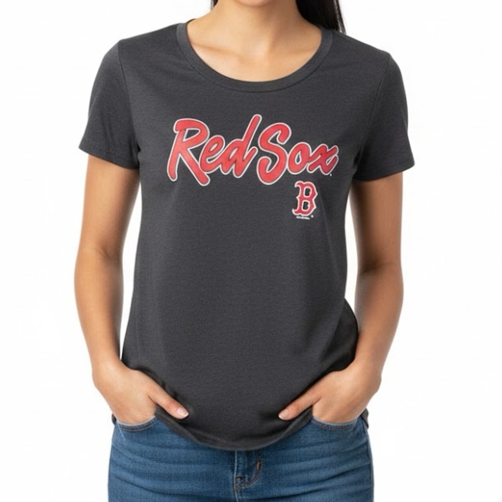 MLB G-III 4Her by Carl Banks “Boston Red Sox” Graphic Tee (NWT) (Size: Medium)